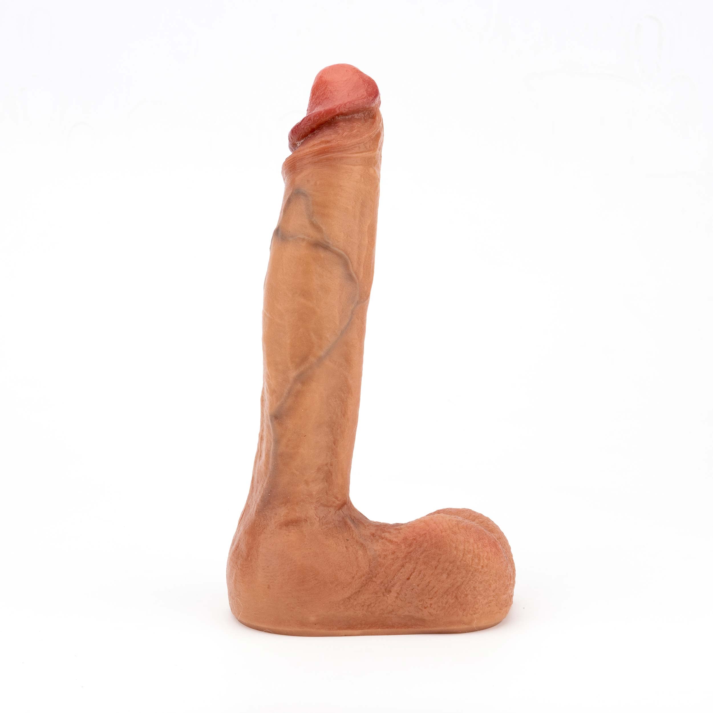 7.5" Realistic silicone dildo with suction base - LJ6050